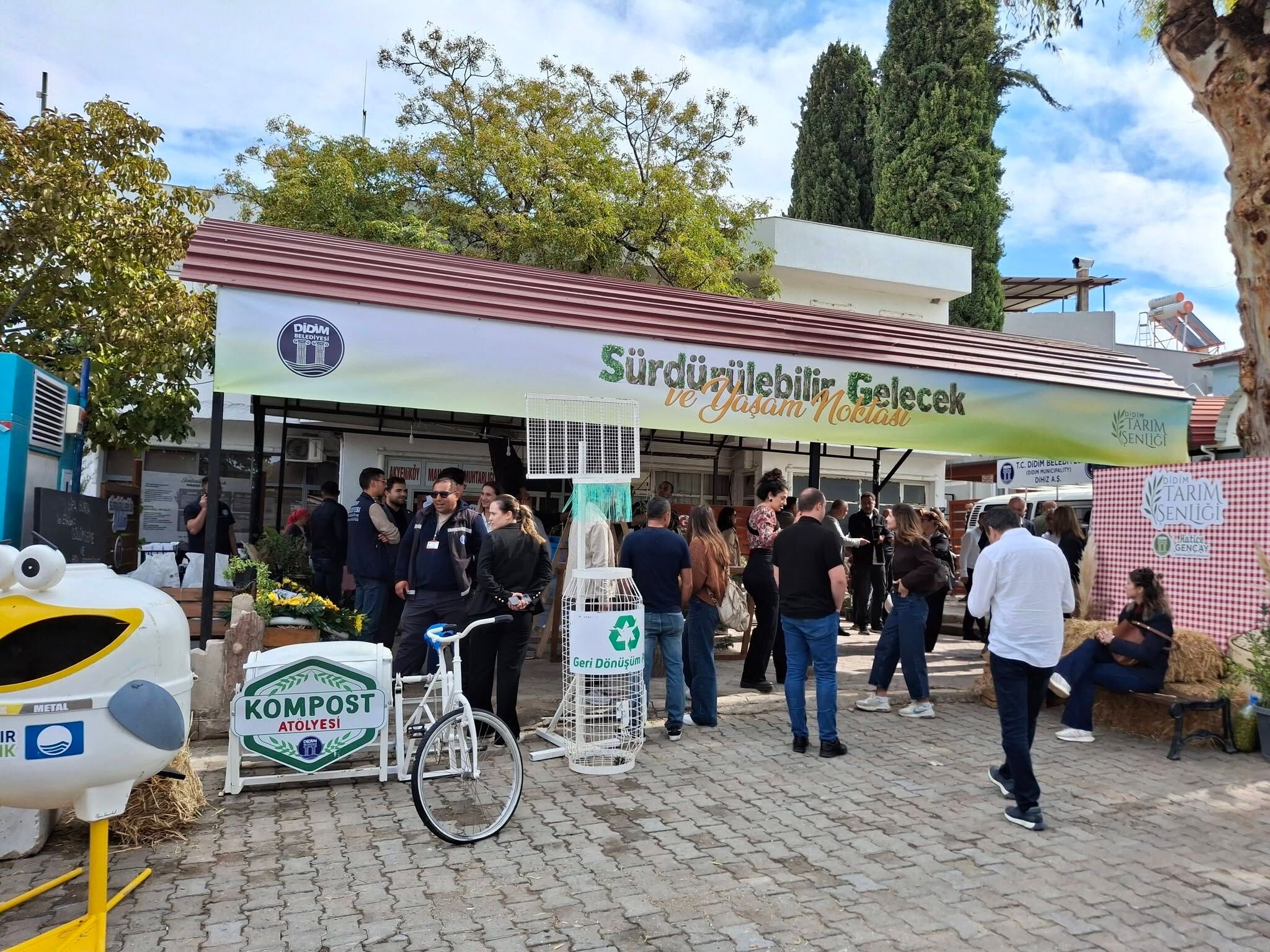 Didim Akyenikoy Tarim Senliginde Stantlar Kuruldu 699857 F641Ad