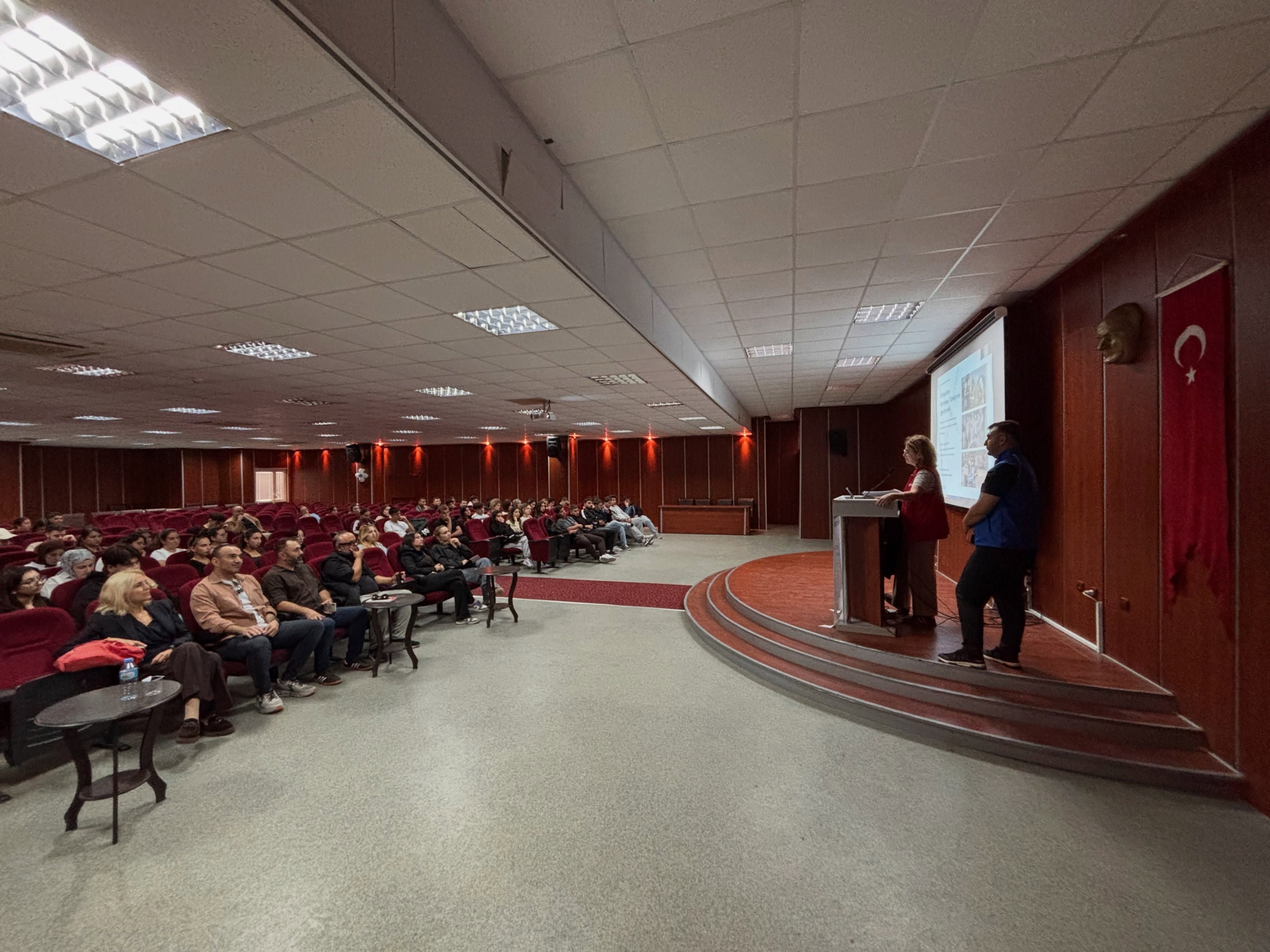 Didim Genclik Merkezi Aduli Ogrencilerle Bulustu 701316 0A8Fa6