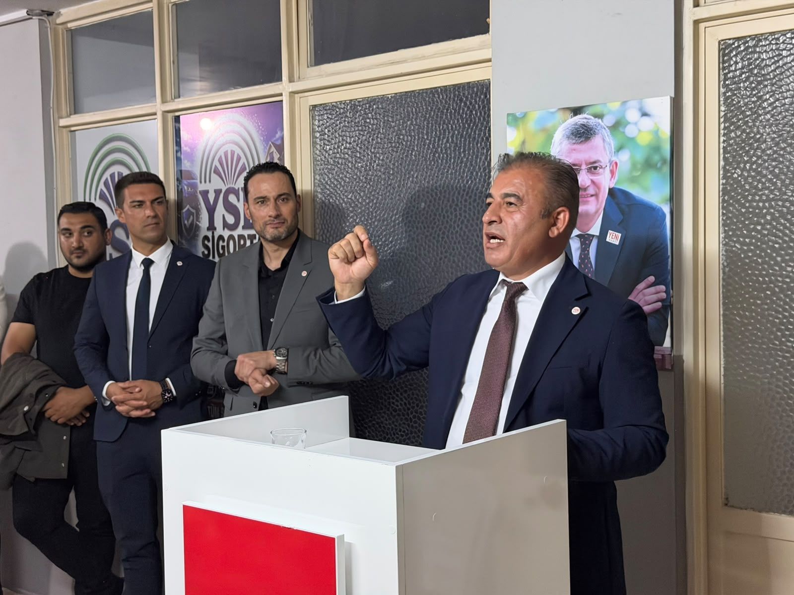 Dilaver Demire Akbuk Ve Sokede Yogun Ilgi On Secim Benim Ici 699461 3A0D2F