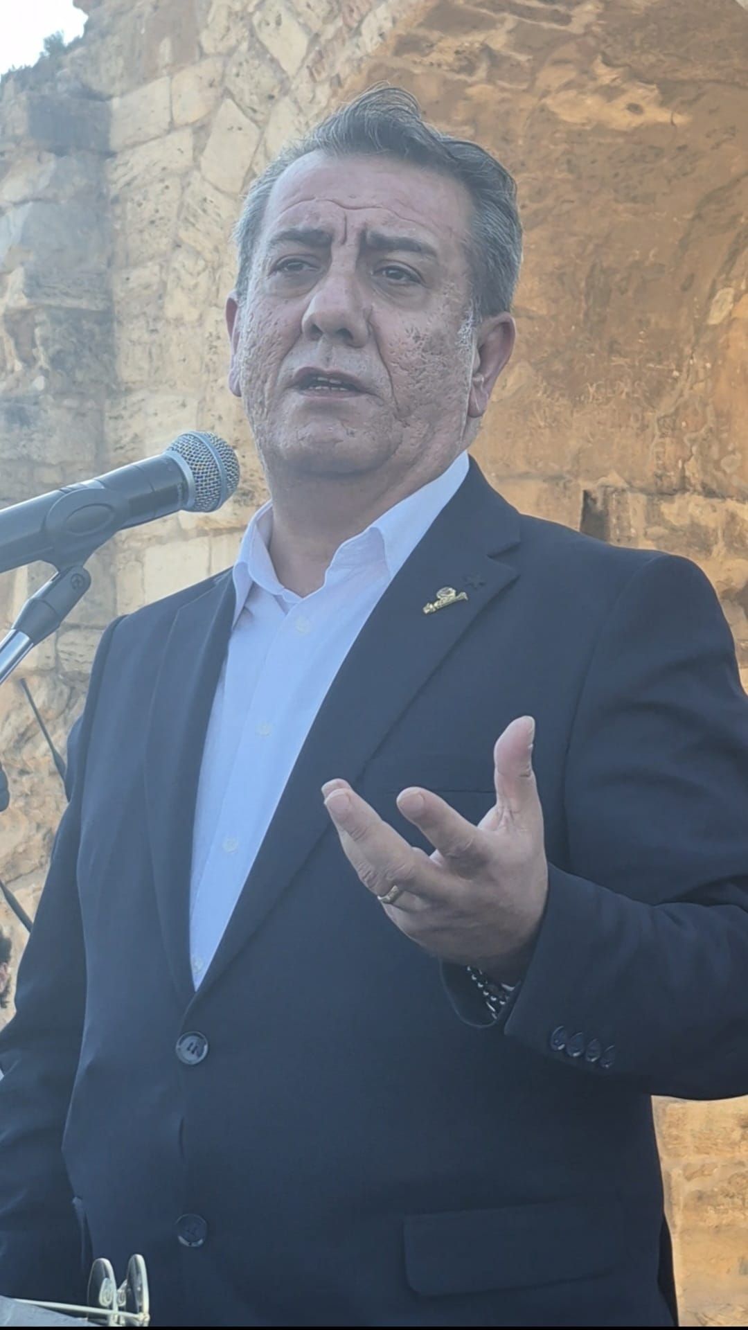 Efelerde Mitoloji Ruzgari Esti Kultur Ve Sanat Bulustu 701066 C31782