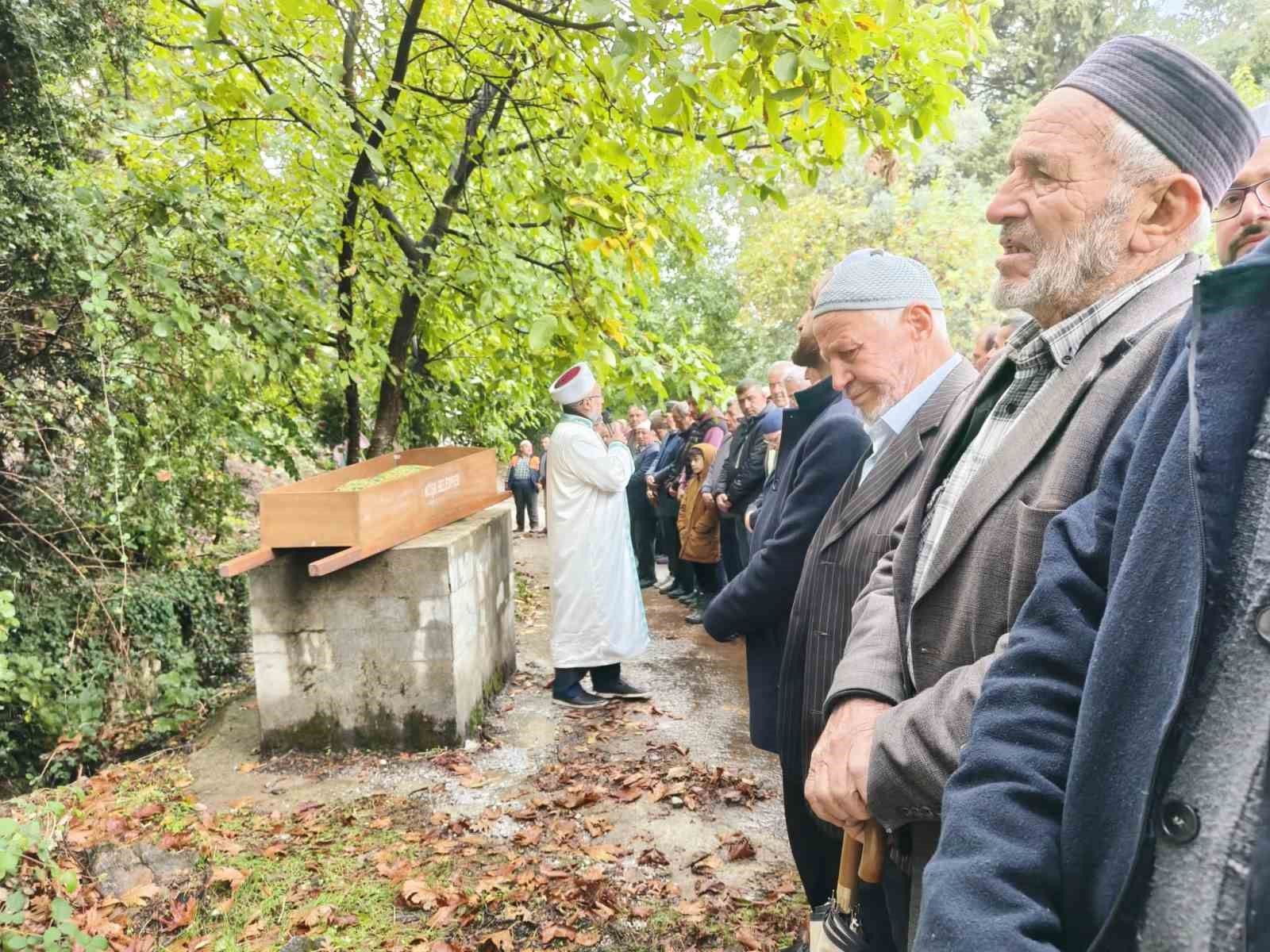 Kalp Krizi Geciren 11 Yasindaki Hamza Son Yolculuguna Ugurlandi 1792247103652 858411