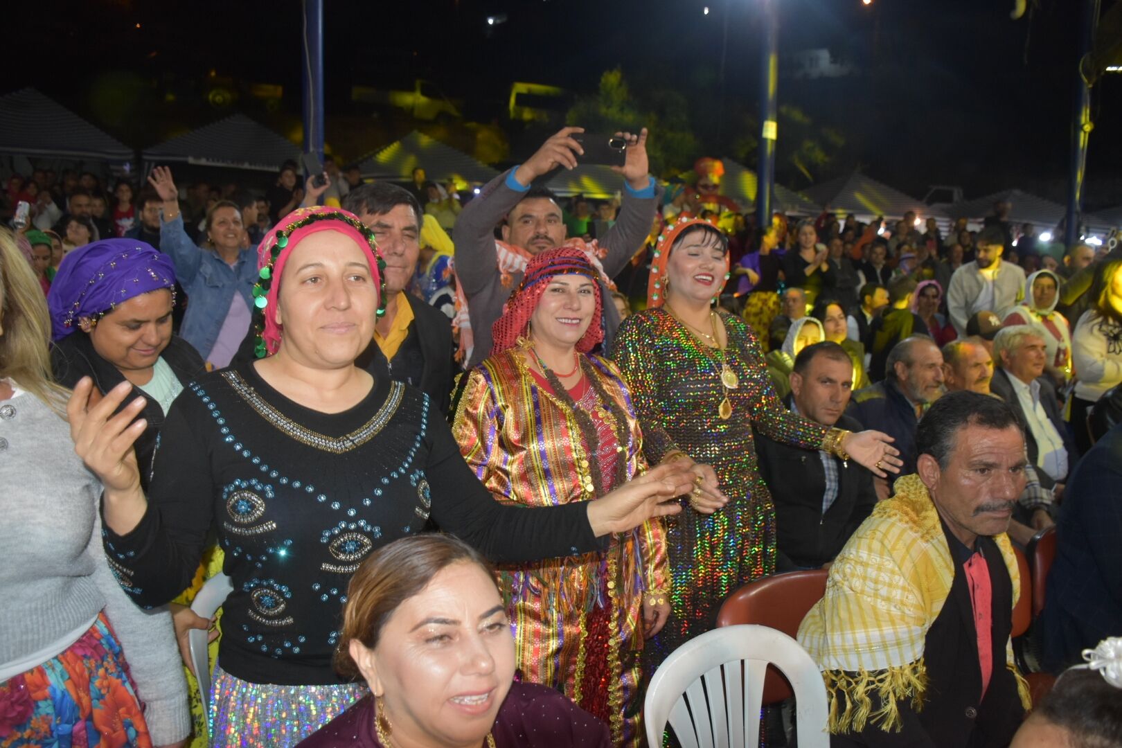 Karacasu Alemlerde Festival Coskusu Gizo Ile Eglence Tavan Y 696793 E3A78A
