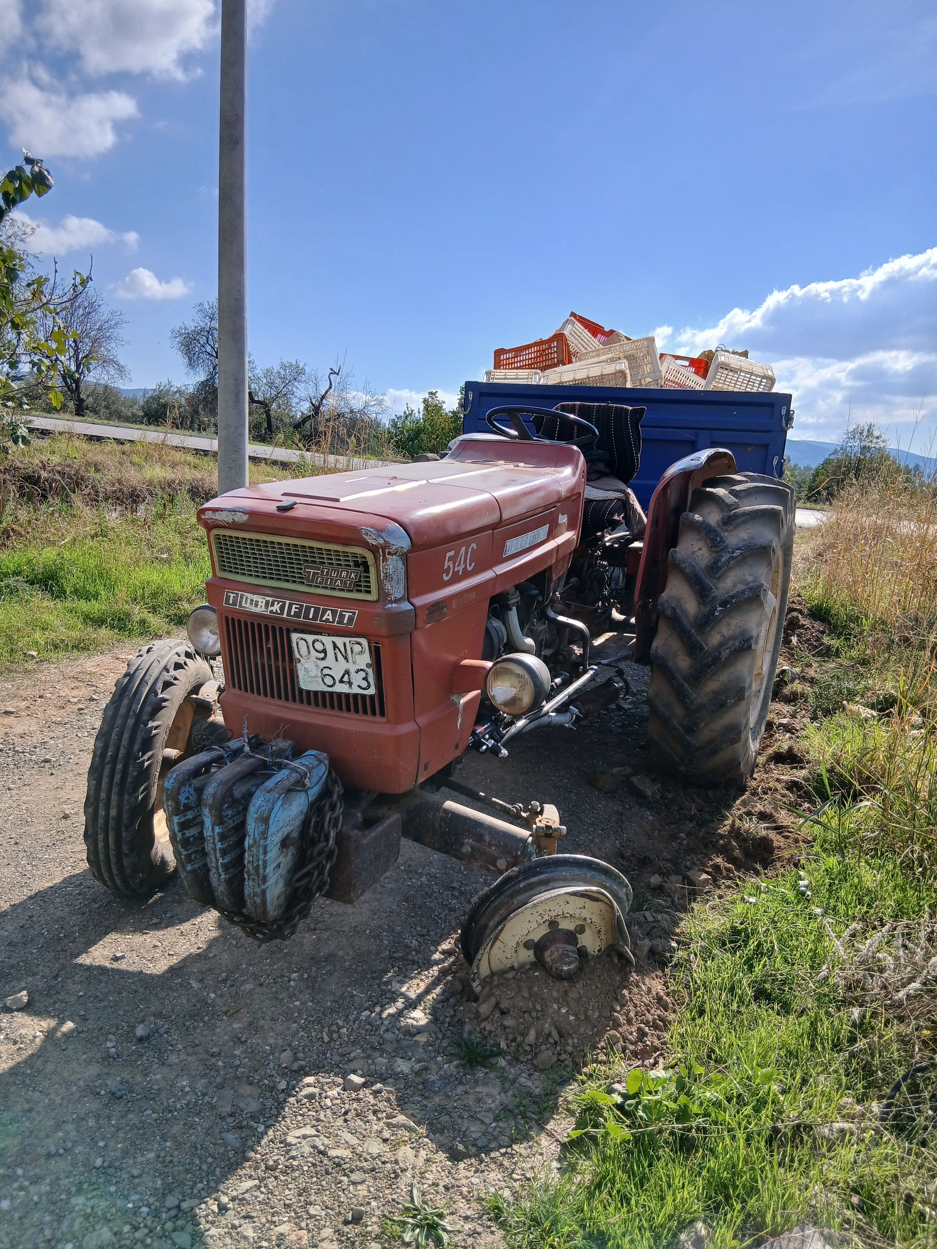 Karacasuda Kaza Traktor Teslaya Carpti 702154 4942D3