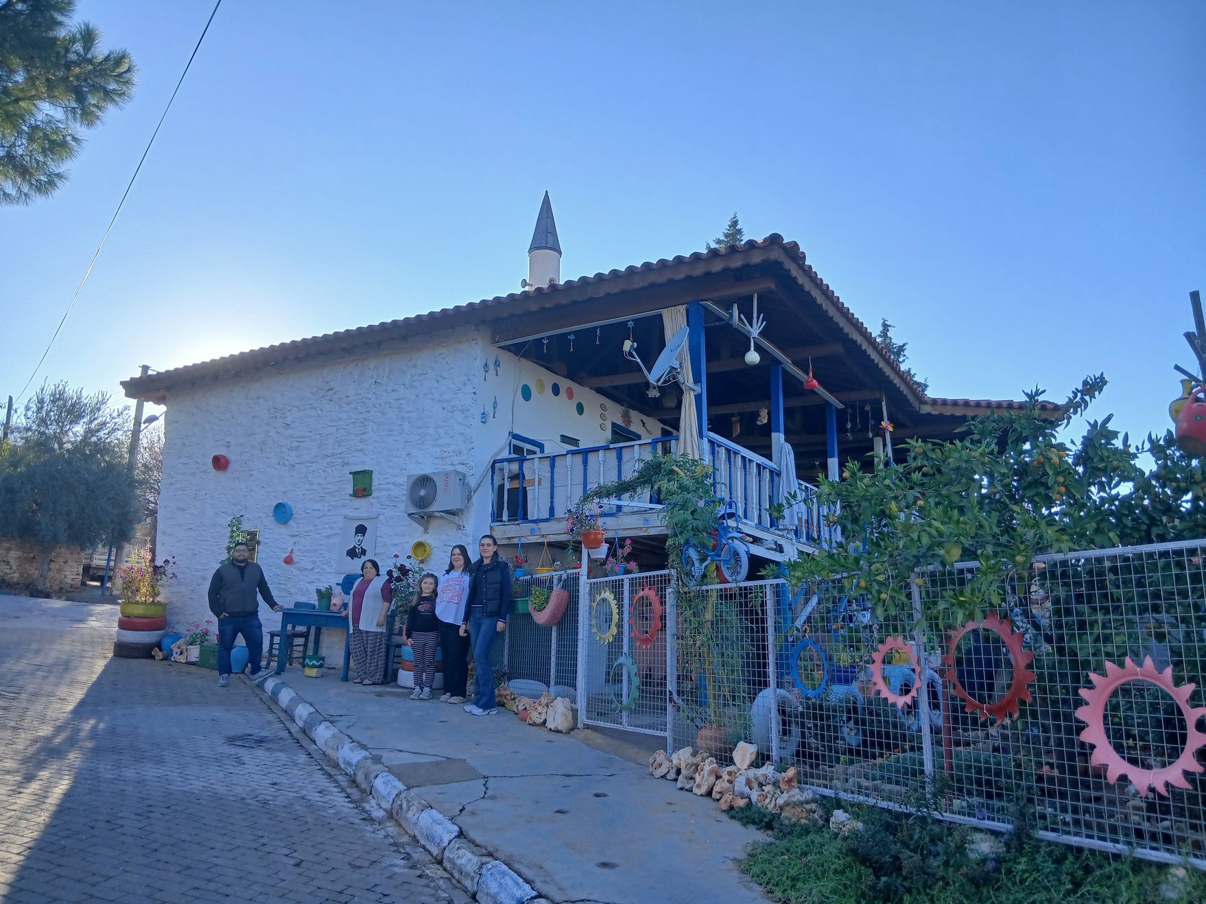 Karacasu'da çocukları telefondan uzaklaştıran renkli dokunuş: 100 yıllık tarihi ev hayat buldu