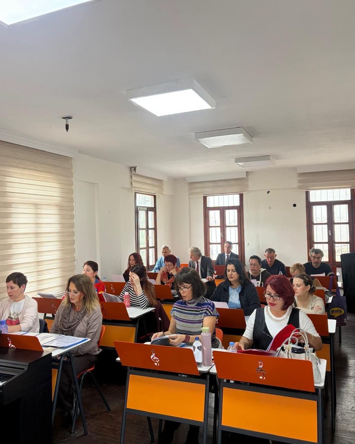 Kaymakam Keklik Kuhem Kursiyerleriyle Bulustu 700075 976F14