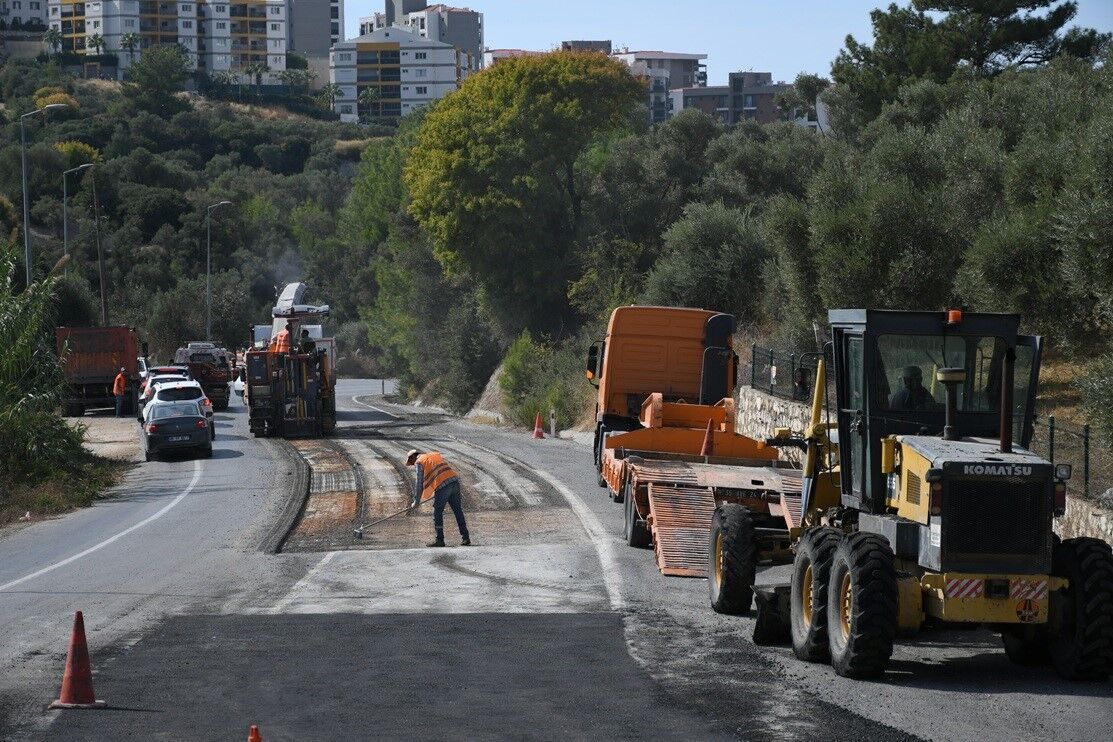 Kusadasi Aydin Yolunda Deforme Olan Bolumler Yenilendi 1791525900582 785905