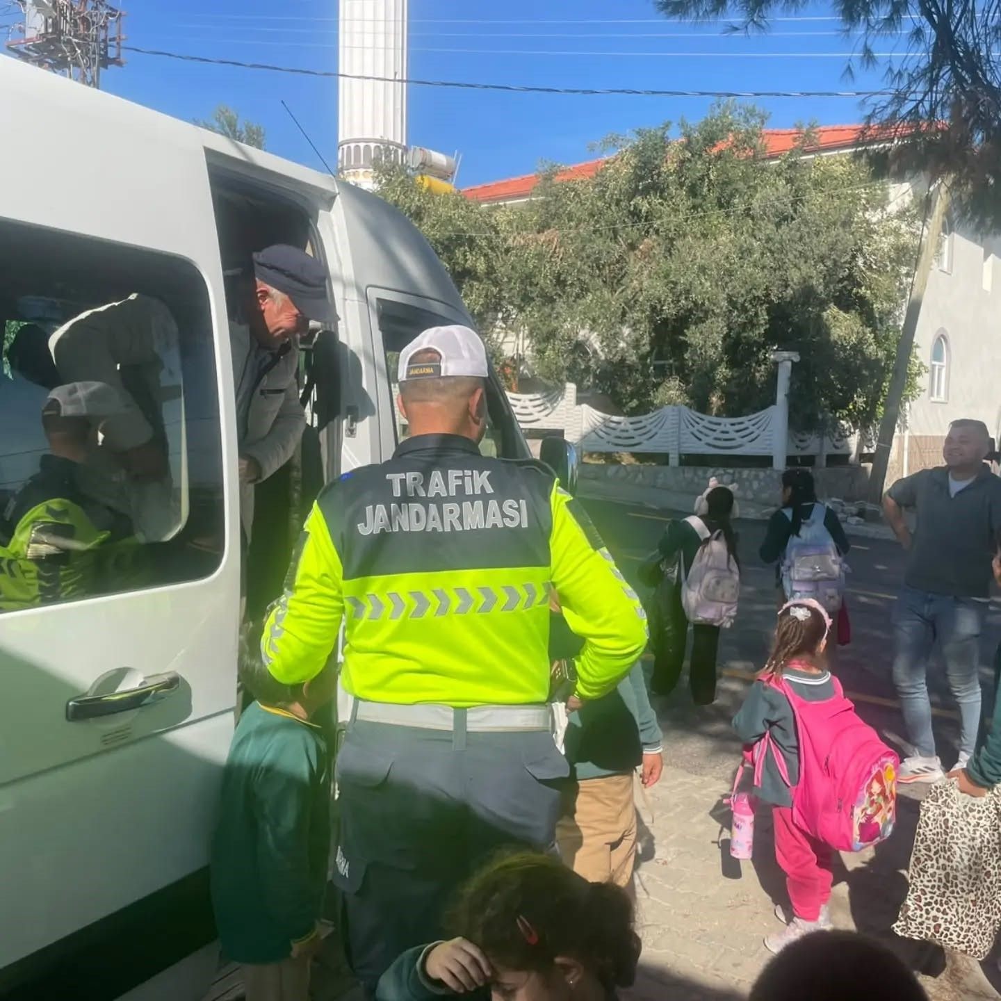 Kuyucak Ta Ogrencilere Trafik Egitimi Verildi 1792739105270 935198