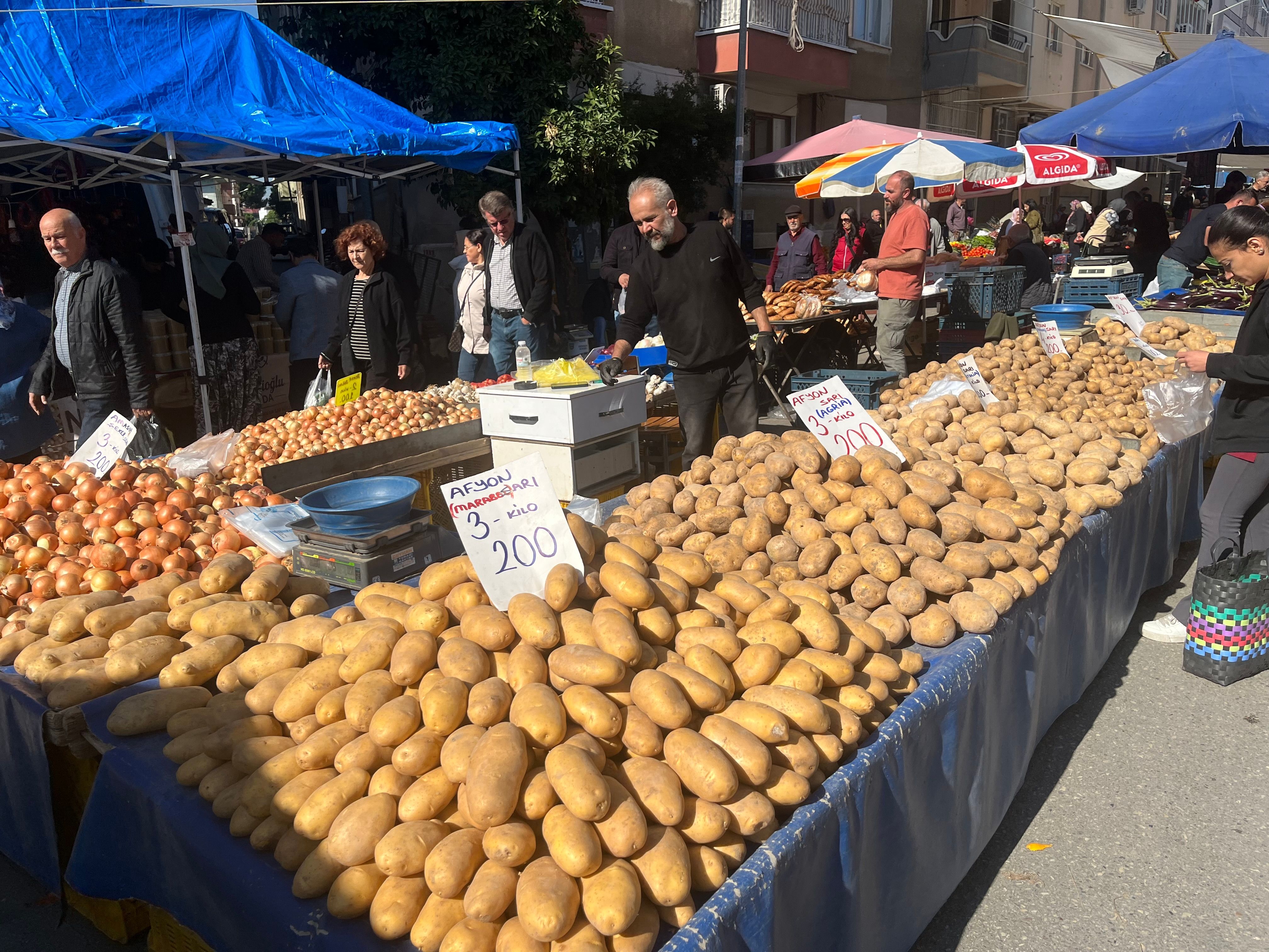 Nazilli Sali Pazarinin Sampiyonu Patates Ve Sogan Oldu 701064 5Ff71F