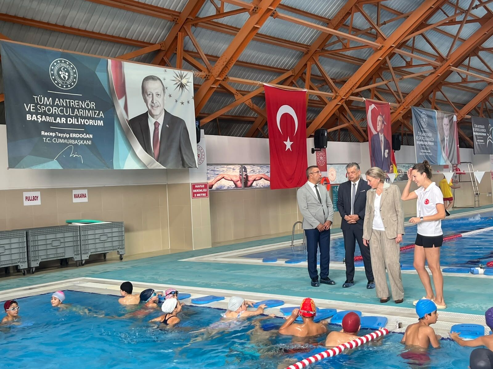 Nazillide Cocuklar Gelecege Kulac Atiyor 699836 Fe3C1C