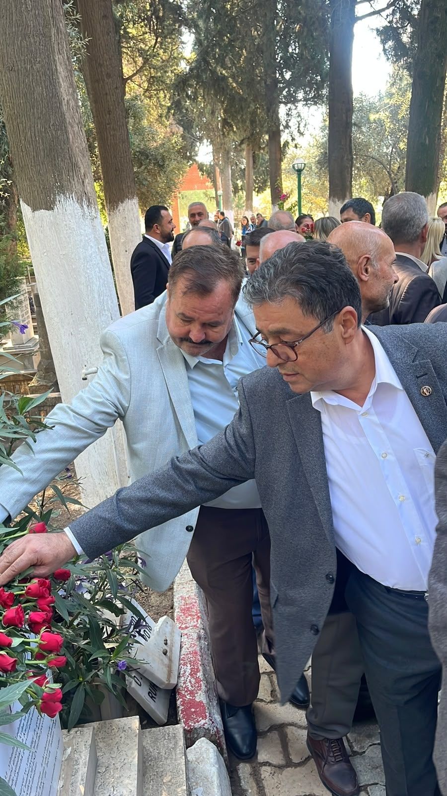 Nazillide Muhtarlar Gununde Gul Esin Unutulmadi 700675 6F3C35
