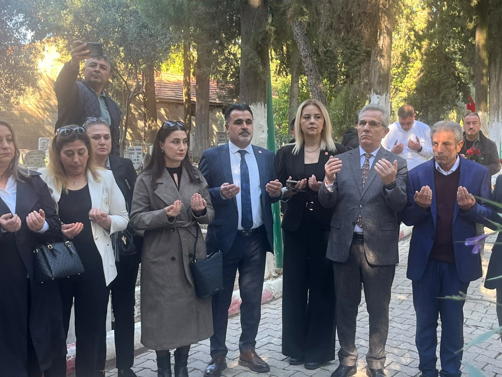 Nazillide Muhtarlar Gununde Gul Esin Unutulmadi 700675 D6A93F