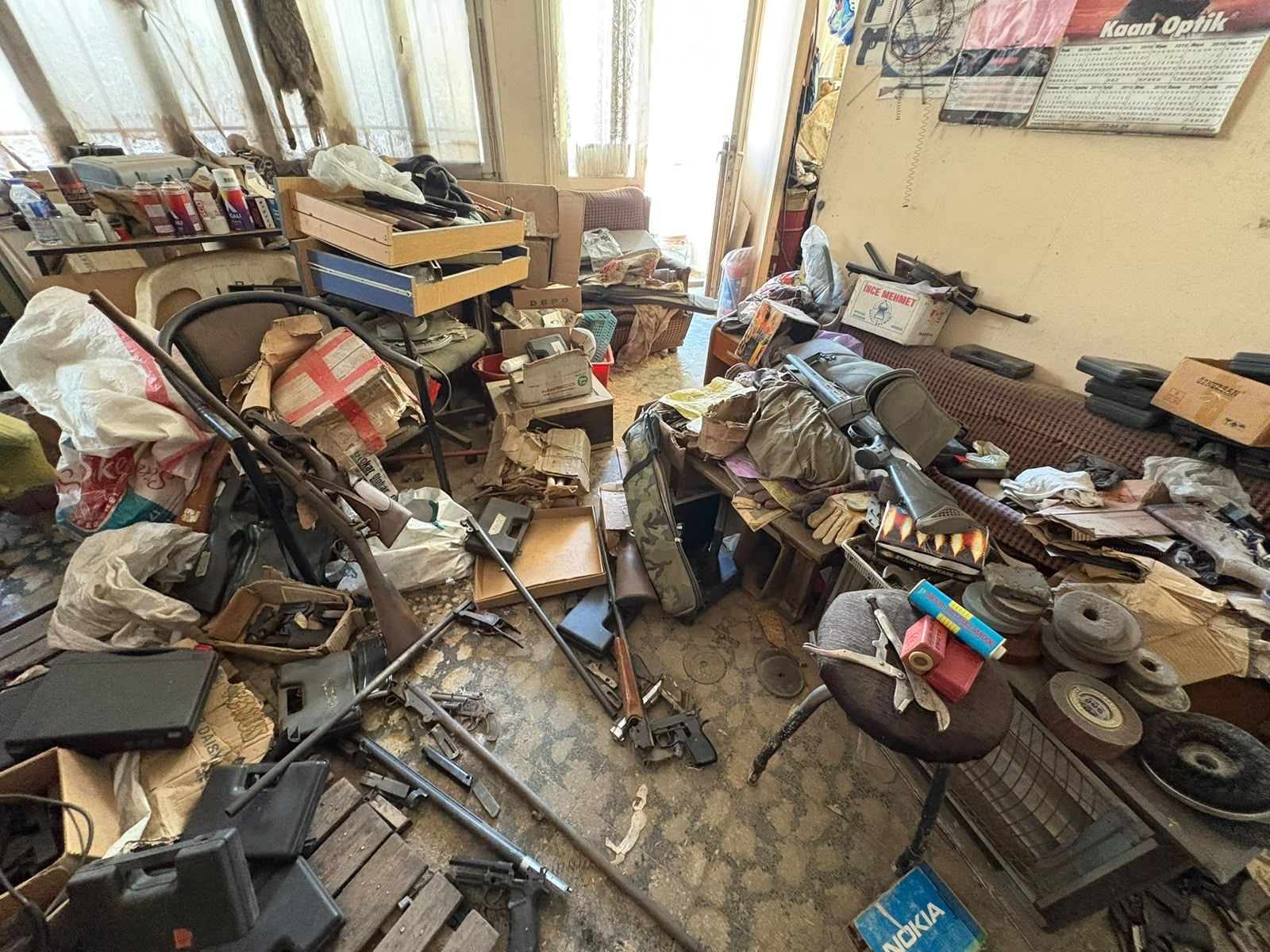 Nazillinin Gobeginde Cephanelik Cikti Jandarma Cok Sayida Ru 701857 Df065A