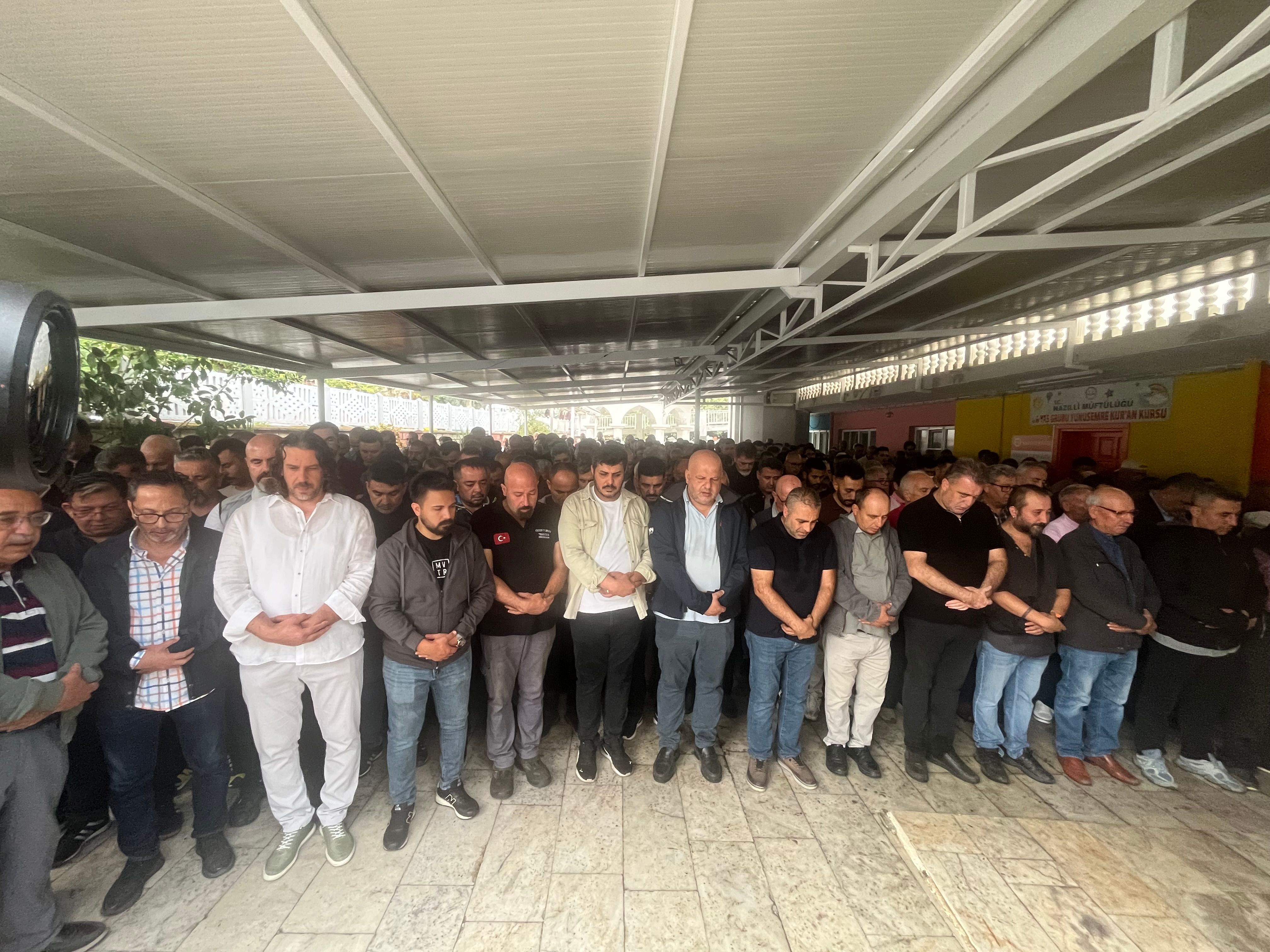 Ntb Calisani Yunus Cakaloglu Dualarla Ugurlandi Gozyaslari S 699421 Faac36