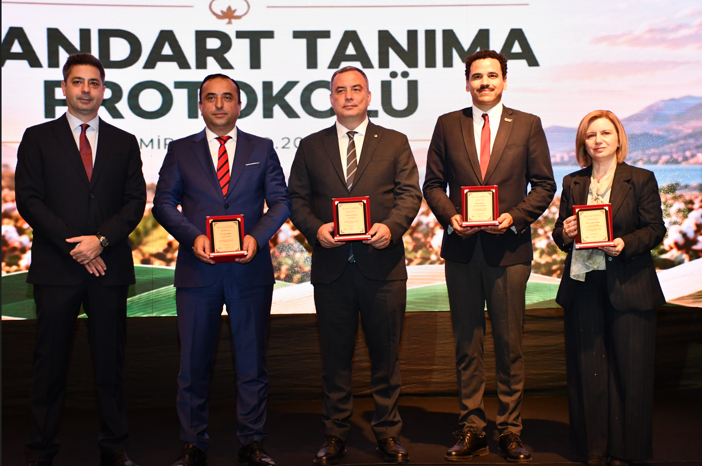 Turk Pamuguna Dunya Yolunu Acan Anlasma 697815 8D5Dd7