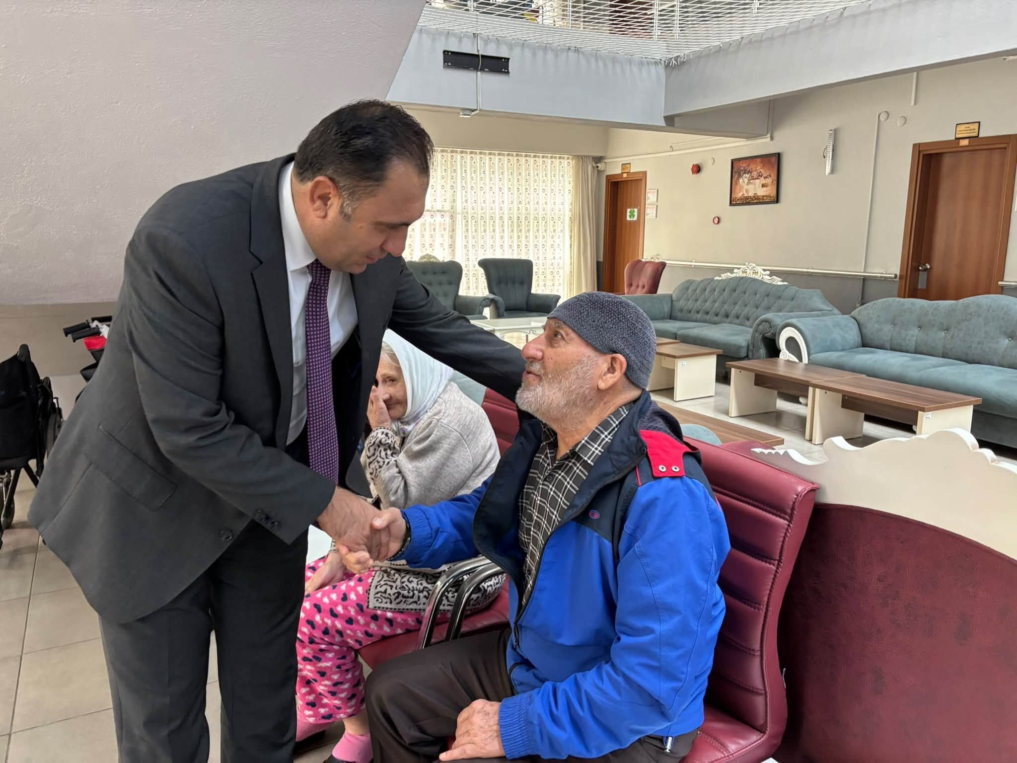 Turkoglundan Nazilli Ve Koskte Sosyal Hizmet Turu 700412 5B2Edc