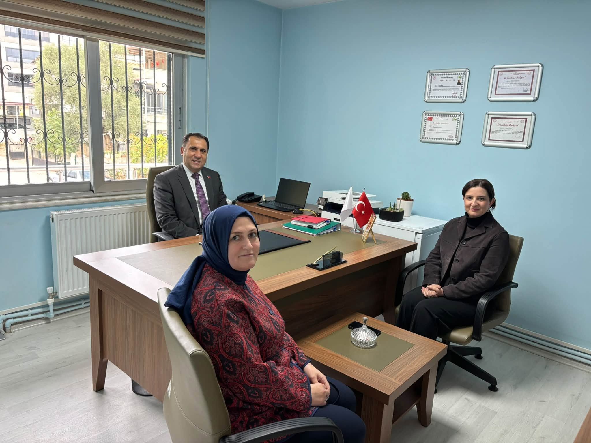 Turkoglundan Nazilli Ve Koskte Sosyal Hizmet Turu 700412 943122