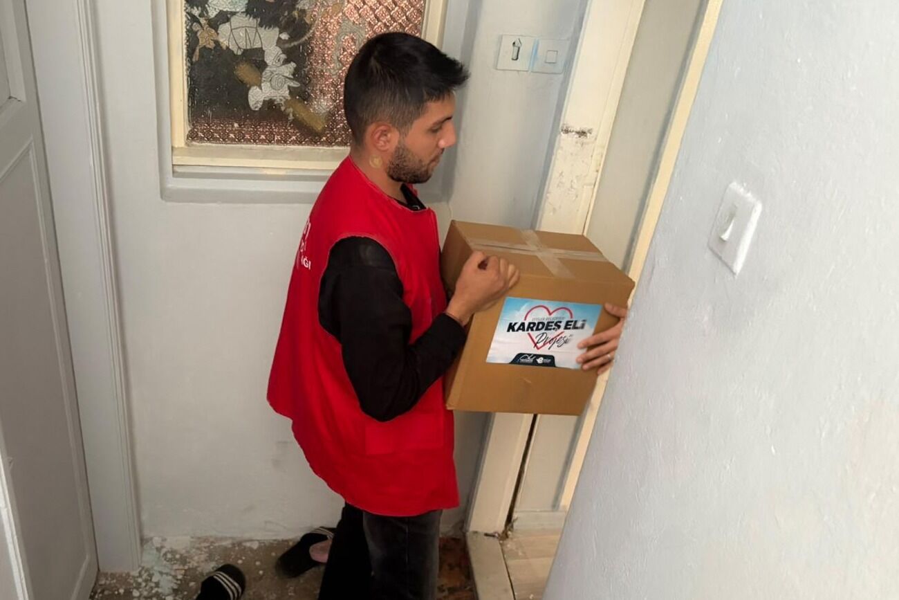 Efeler’in projesi ihtiyaç sahibi aileleri sevindiriyor