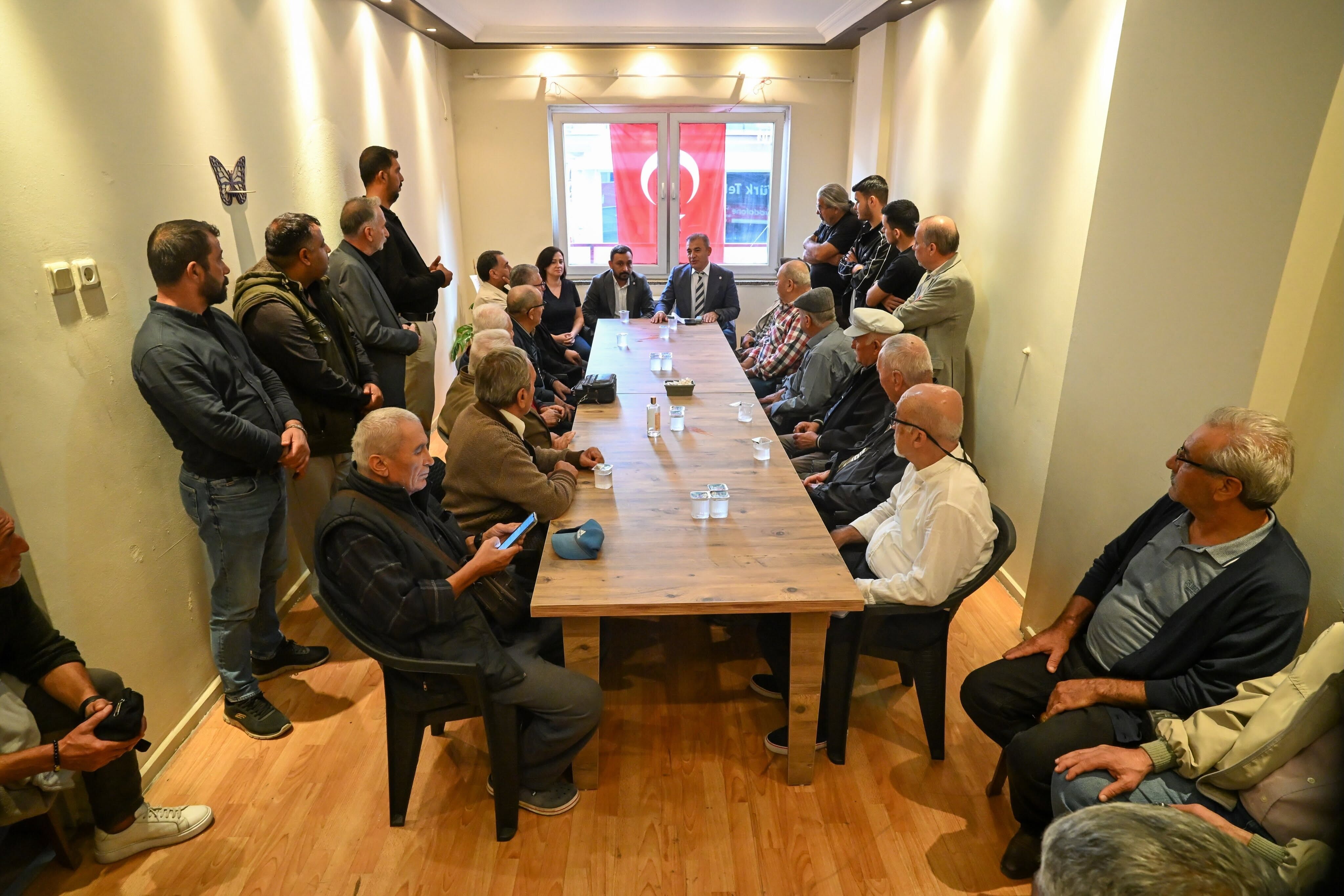 Yeni Parti Il Baskan Adayi Demir Incirliovadan Partililerle 698932 8F0527