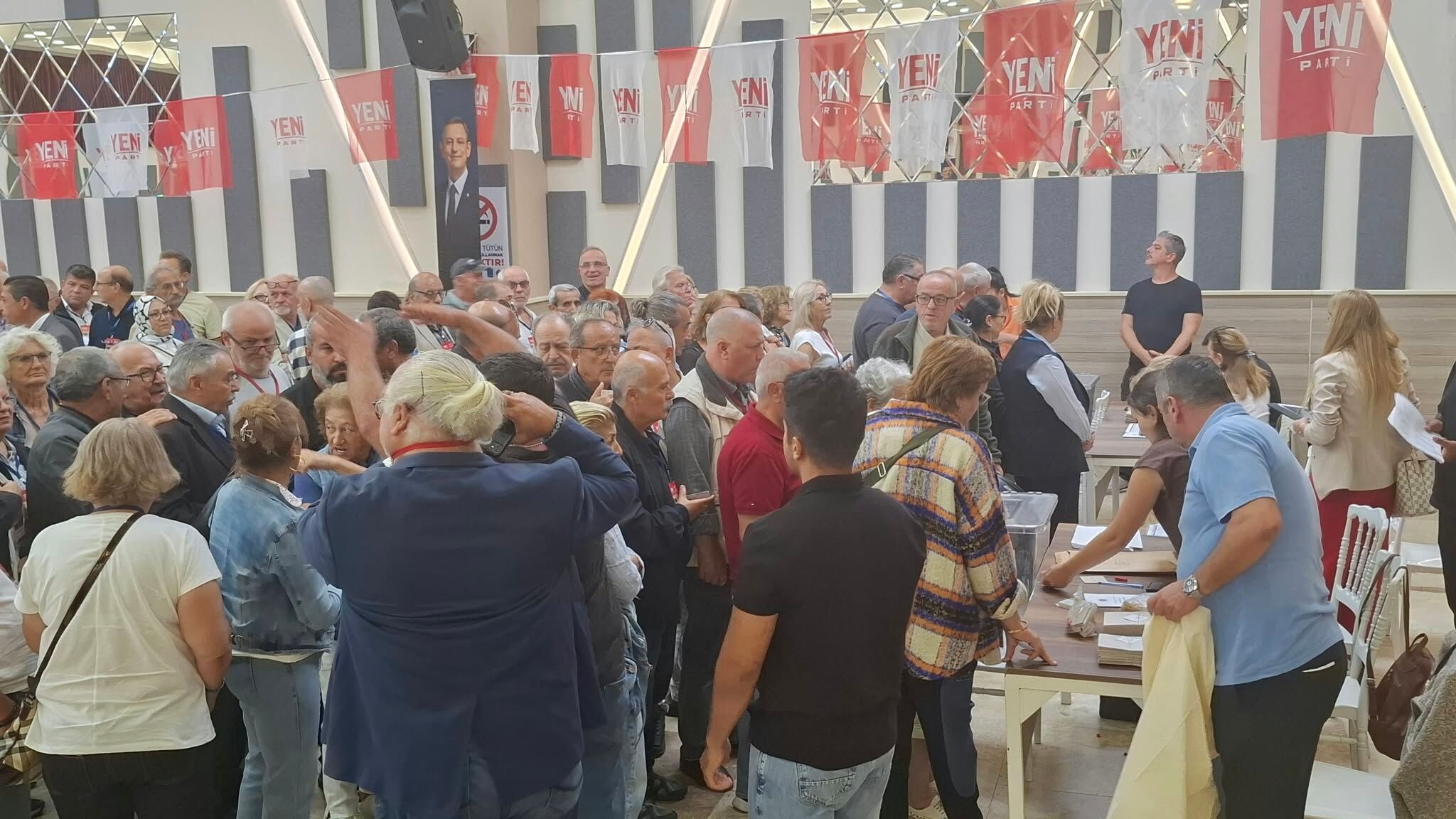 Yeni Parti Kusadasinda Kongre Sureci Tamamlandi 697251 154869